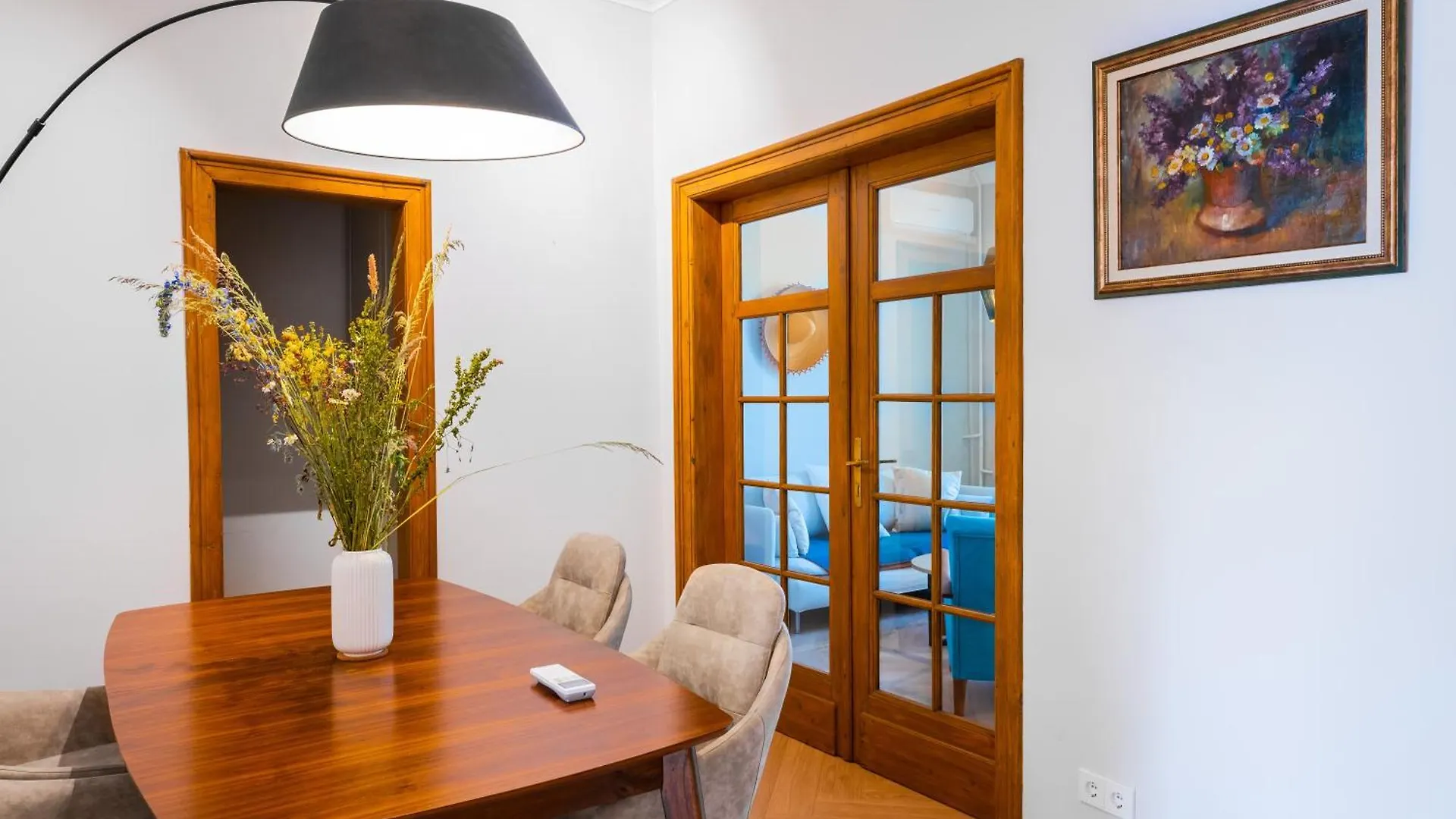 Cozy Heaven At Vitosha Blvd - Sofia - 2Bdr Apartment 0*,  Bulgaria