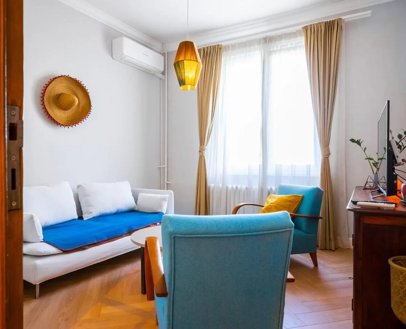 Cozy Heaven At Vitosha Blvd - Sofia - 2Bdr Apartment 0*,