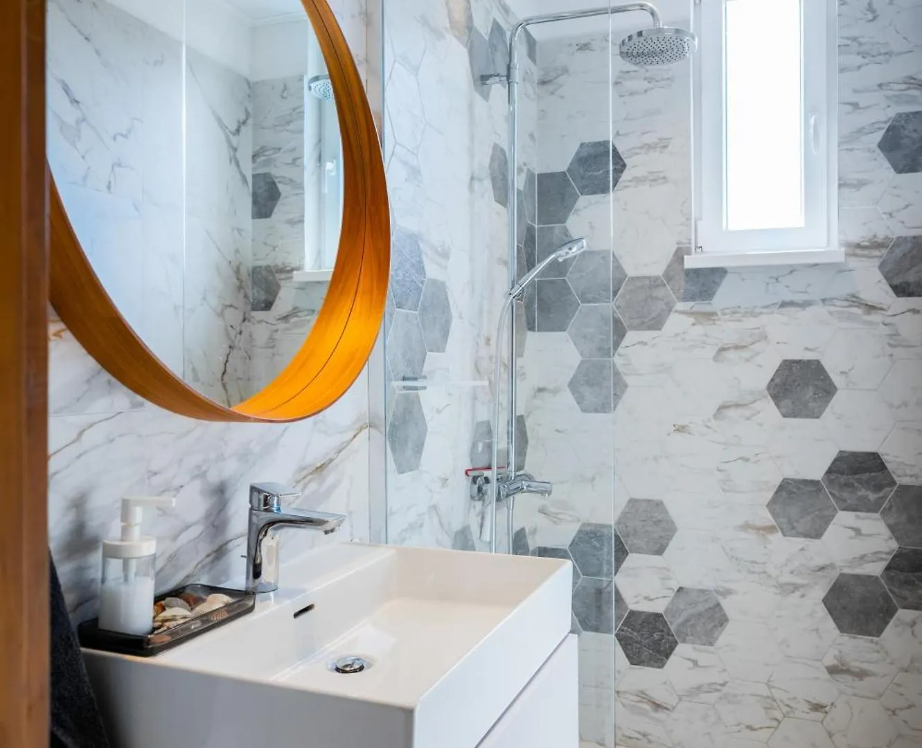 Cozy Heaven At Vitosha Blvd - Sofia - 2Bdr Appartement