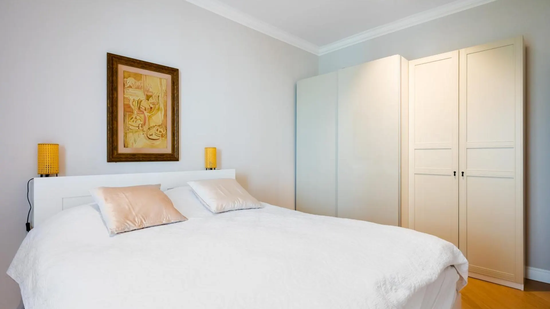 Cozy Heaven At Vitosha Blvd - Sofia - 2Bdr Appartement